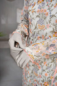 Classical 3 Piece Crinkle Chiffon Suit