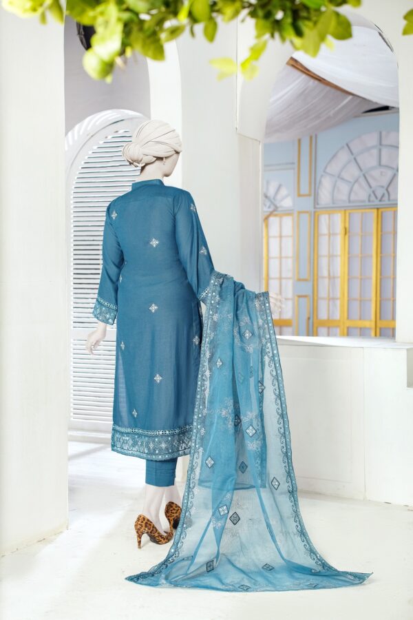 Shop the Elegant Embroidered Karandi Suit, featuring intricate embroidery and a Khadi net dupatta. Available in 6 colors. Cash on delivery & 7-day easy returns!