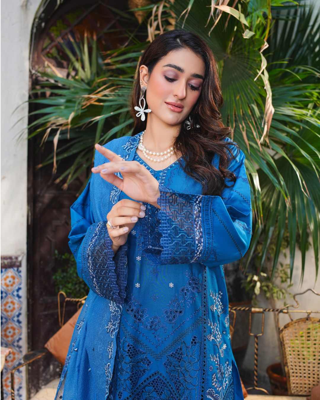 Blue Embroidered Lawn Suit White Thread Work 3-Piece Unstitched - Close picture